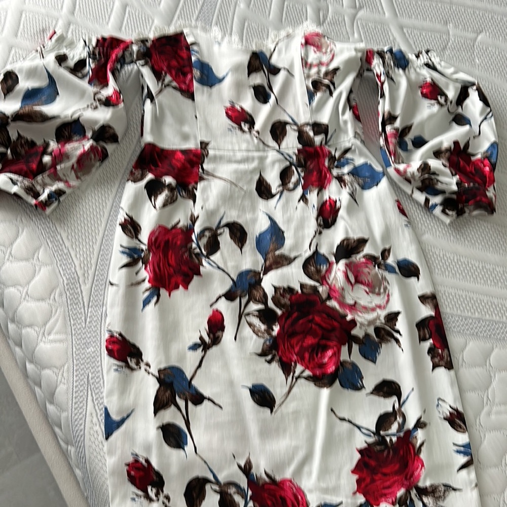 Summer Dresses - image 6